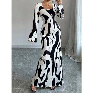 Abstract Print Long Sleeve Maxi Dress